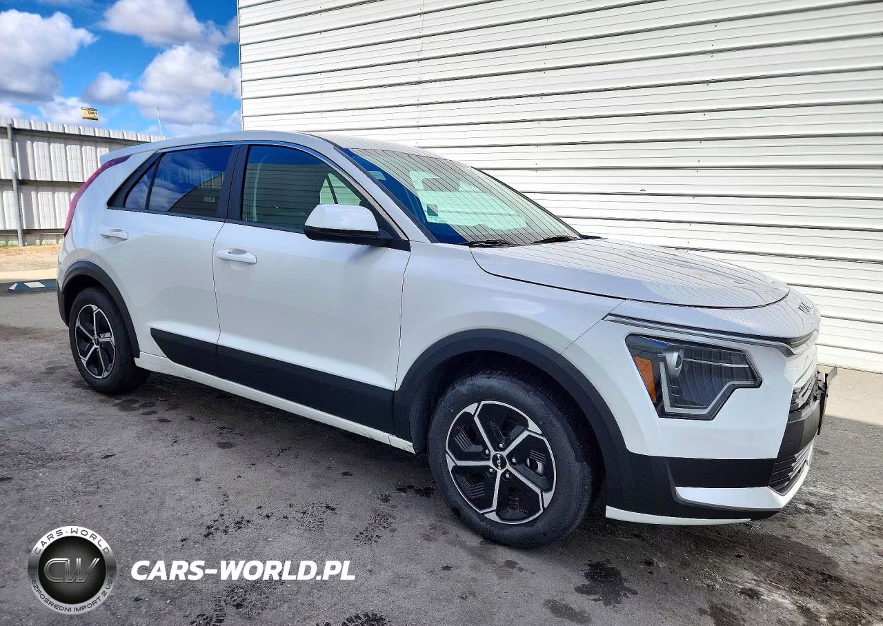 2026 Kia Niro Lx VIN:KNDCP3LE1T5330481 - 4