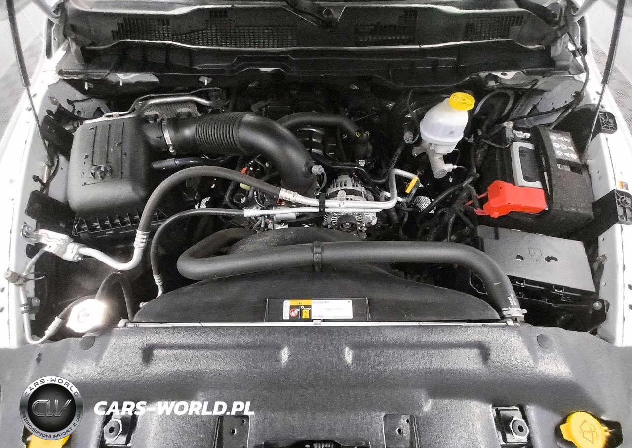 2022 Ram 1500 Classic Tradesman VIN:3C6JR6DT2NG329911 - 11