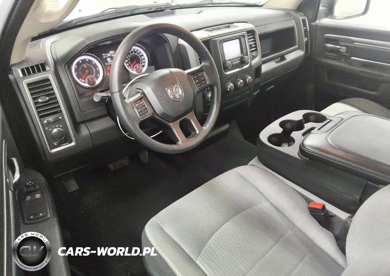 2022 Ram 1500 Classic Tradesman VIN:3C6JR6DT2NG329911 - 8