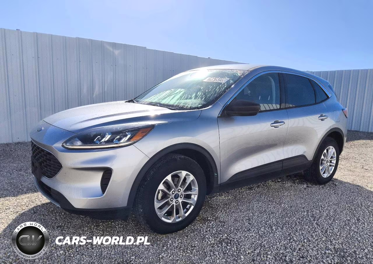 2022 Ford Escape Se