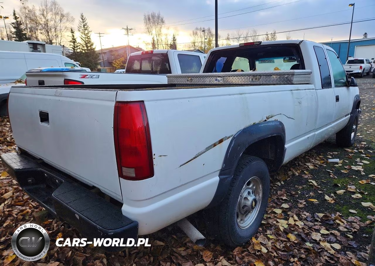 1999 Chevrolet Gmt-400 K2500 VIN:1GCGK29R2XF004368 - 3