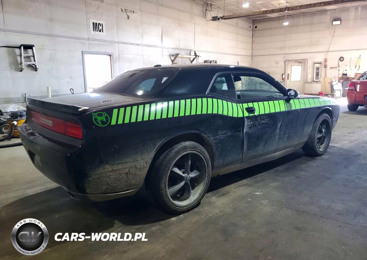 2012 Dodge Challenger Srt 392 VIN:2C3CDYAG5CH176610 - 3