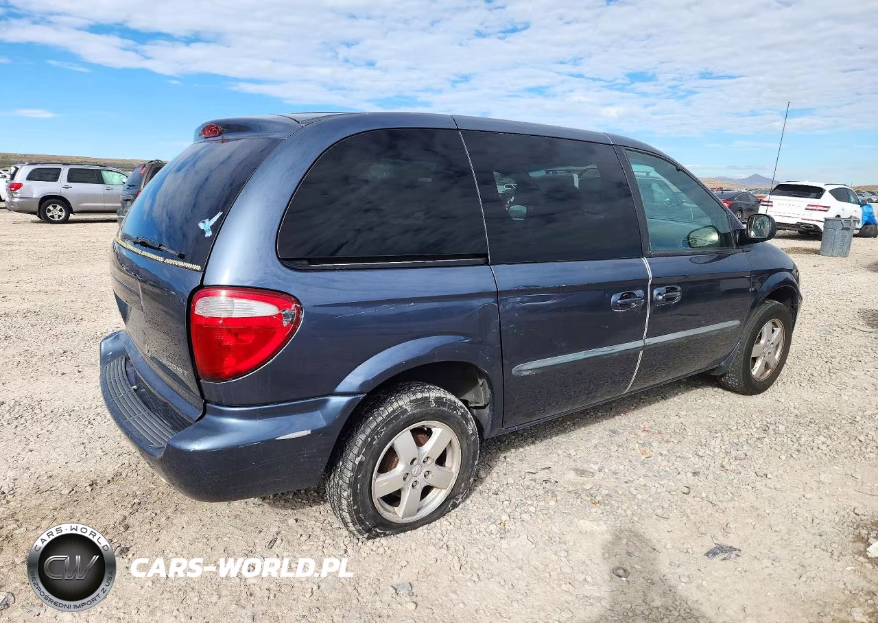 2002 Dodge Caravan Sport VIN:1B4GP453X2B585551 - 3
