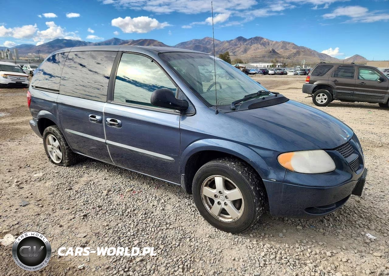 2002 Dodge Caravan Sport VIN:1B4GP453X2B585551 - 4