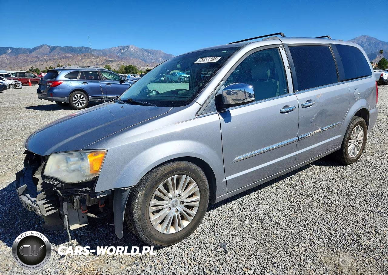 2014 Chrysler Town & Country Limited – zdjęcie 1 z 14