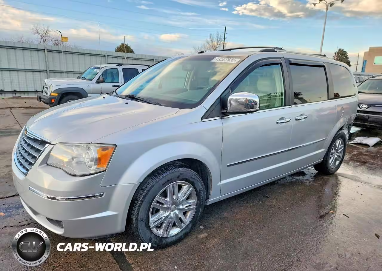 2008 Chrysler Town & Country Limited