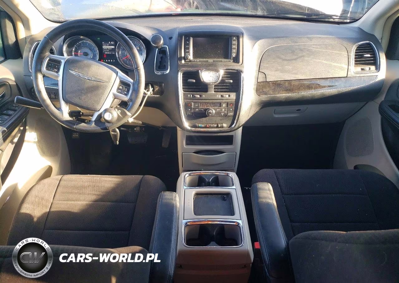 2011 Chrysler Town & Country Touring VIN:2A4RR5DGXBR666917 - 8