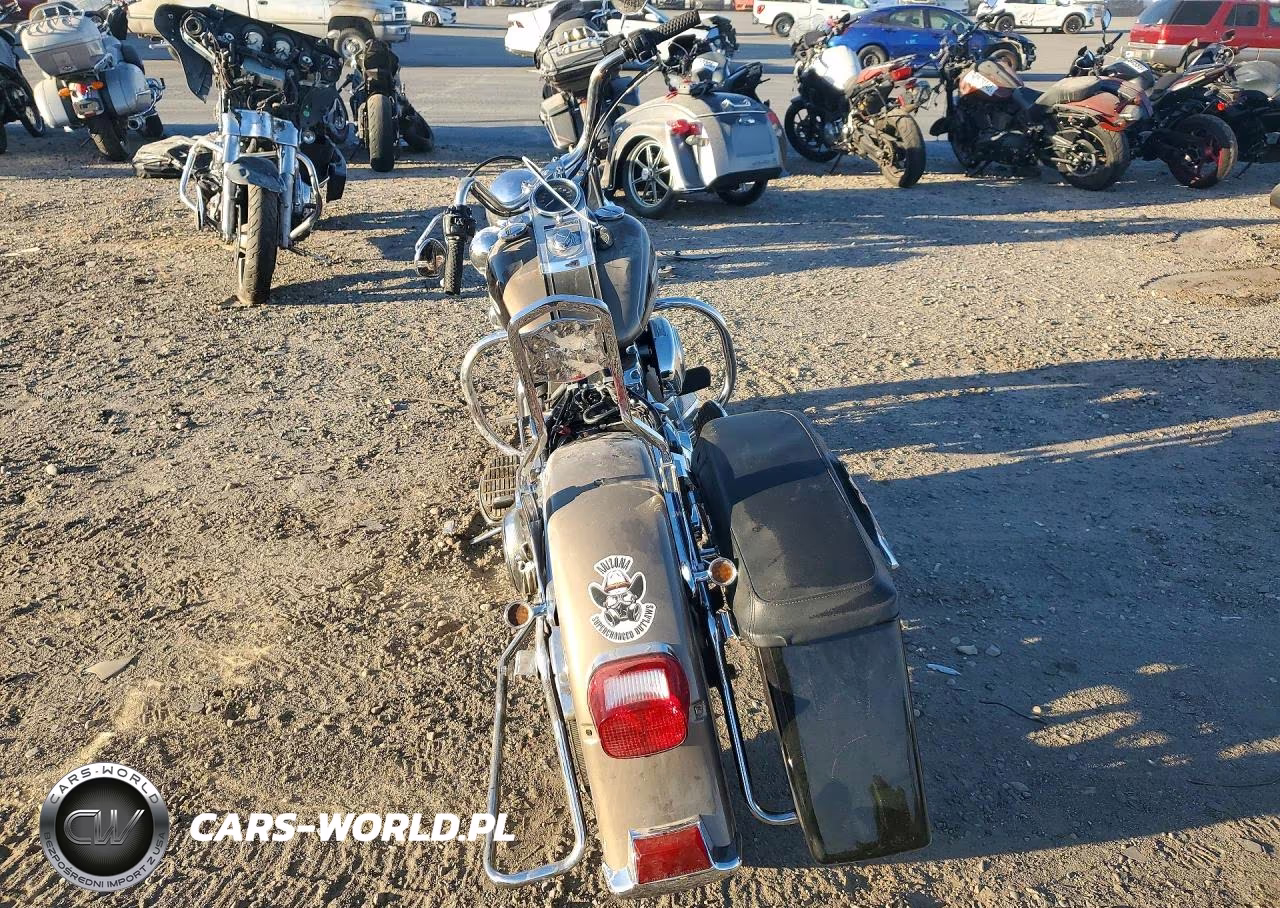 2004 Harley-Davidson Flstci VIN:1HD1BWB184Y085702 - 4