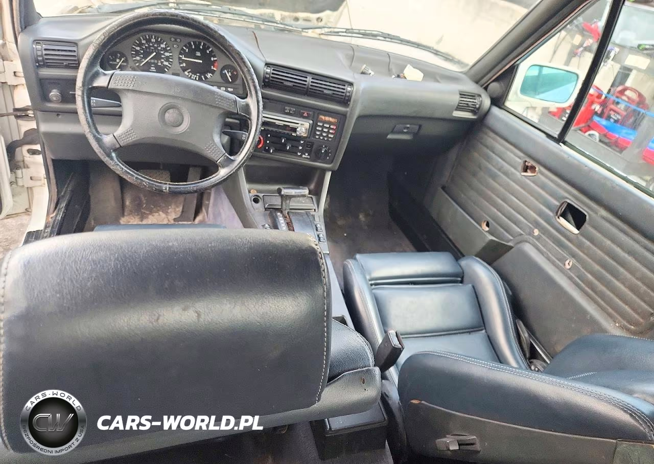 1991 BMW 325 Ic Automatic VIN:WBABB2314MEC26344 - 8