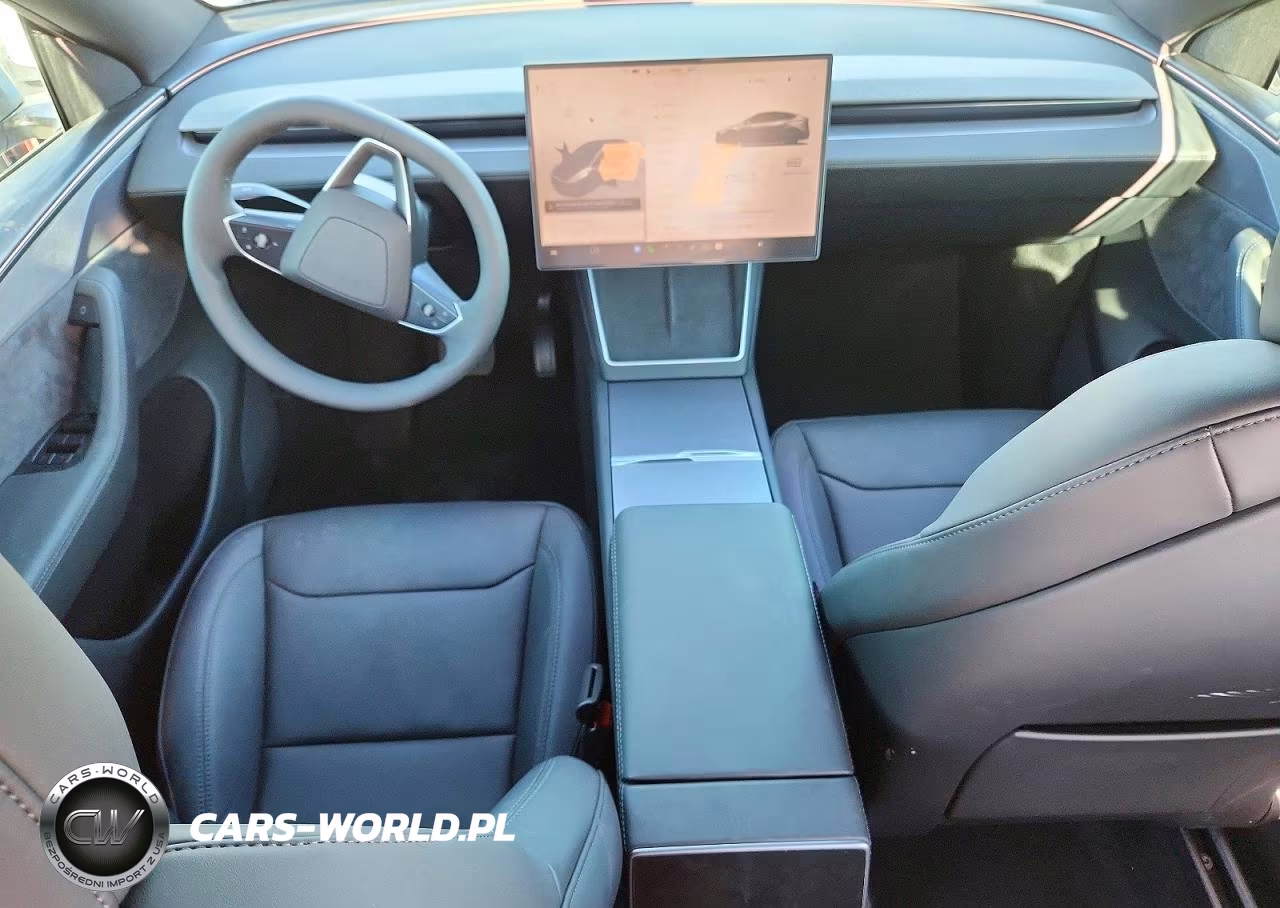2026 Tesla Model Y VIN:7SAYGDEEXTF703379 - 8