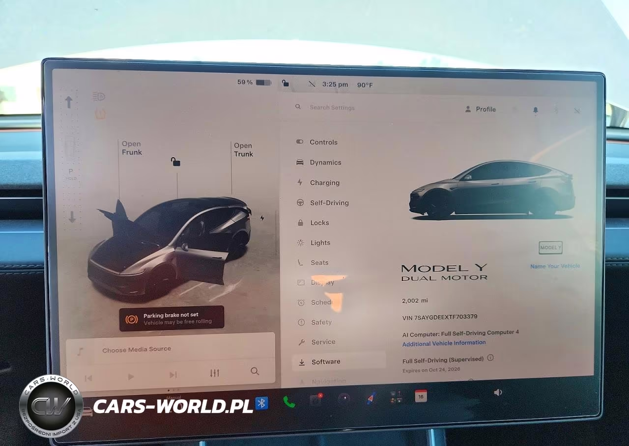 2026 Tesla Model Y VIN:7SAYGDEEXTF703379 - 9