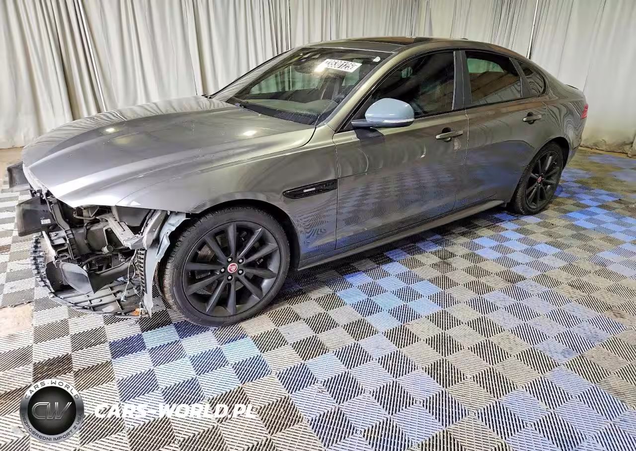 2017 Jaguar Xf R - Sport
