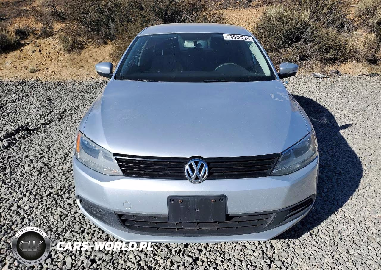 2011 Volkswagen Jetta Se VIN:3VWDX7AJ2BM327624 - 5