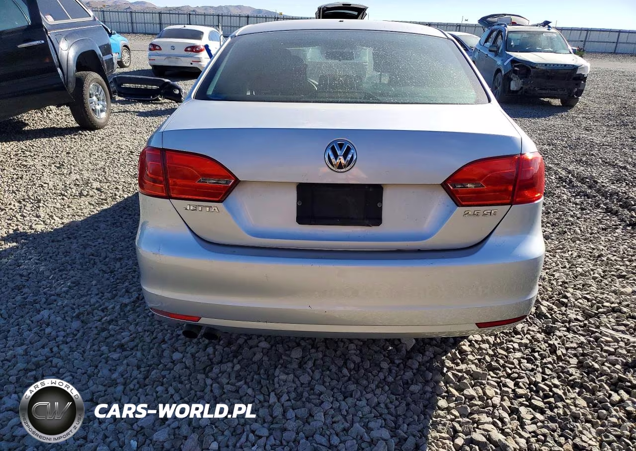 2011 Volkswagen Jetta Se VIN:3VWDX7AJ2BM327624 - 6