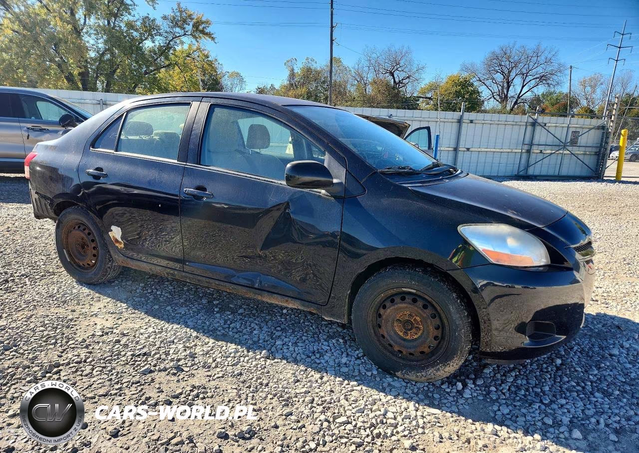 2008 Toyota Yaris Base VIN:JTDBT923381283107 - 4