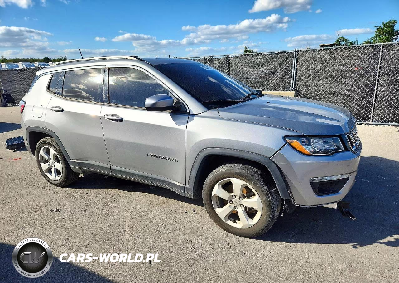 2021 Jeep Compass Latitude VIN:3C4NJCBBXMT509962 - 4