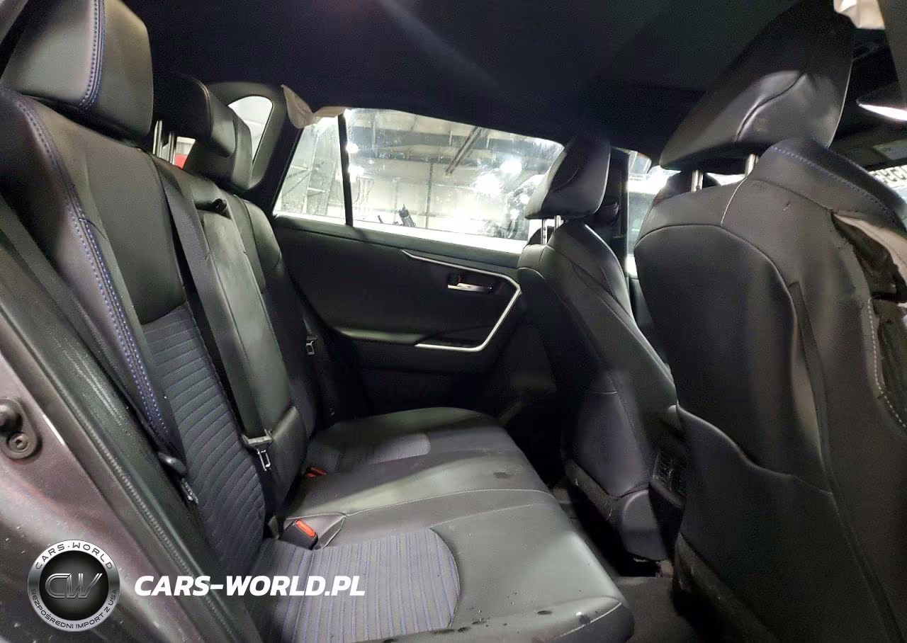 2022 Toyota Rav4 Xse VIN:2T3E6RFV3NW030639 - 11