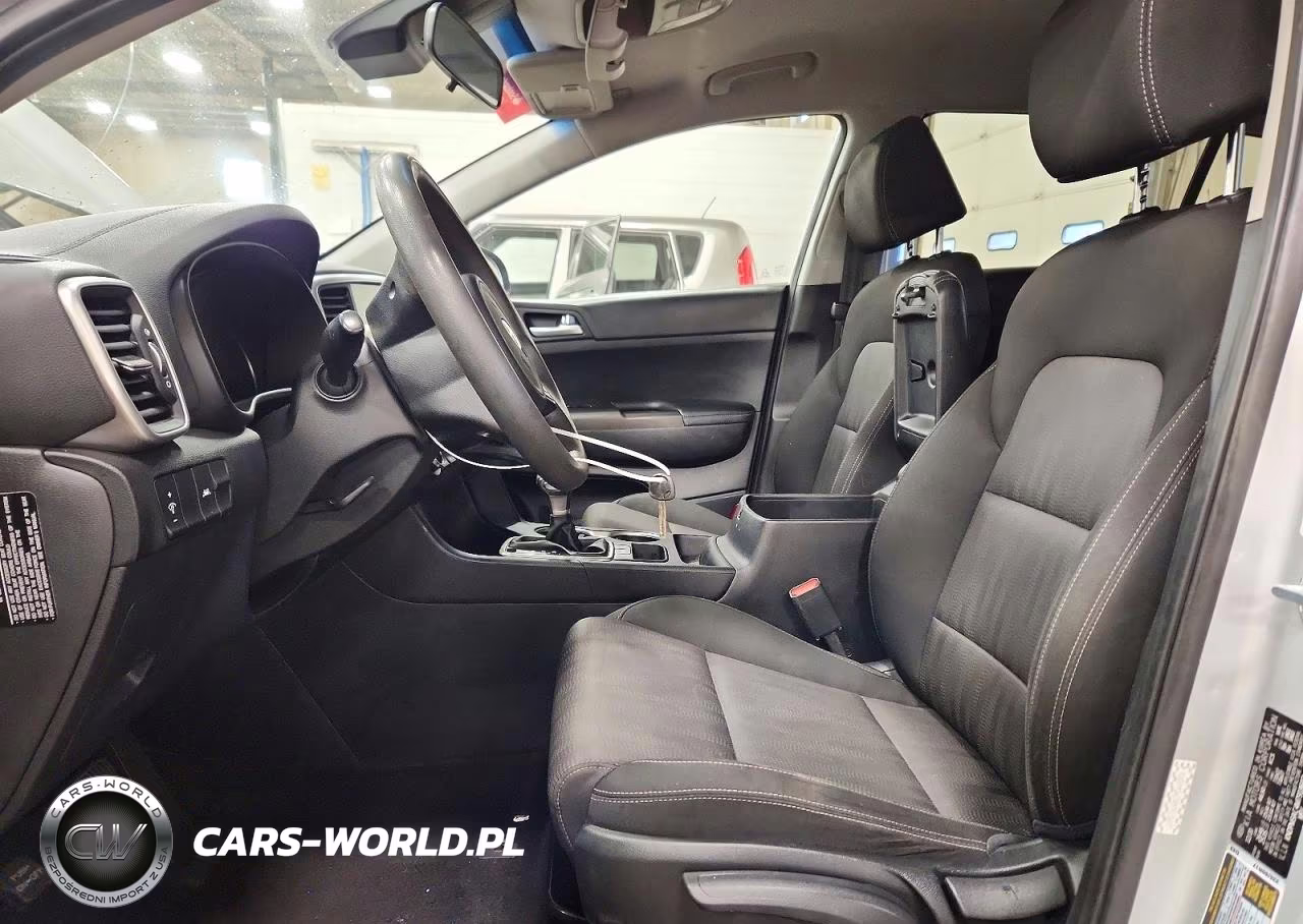 2021 Kia Sportage Lx VIN:KNDPM3AC4M7918697 - 7