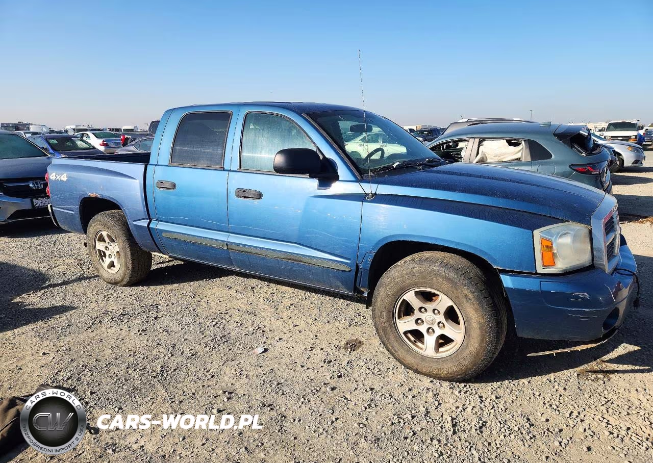 2005 Dodge Dakota Quad Slt VIN:1D3HW48N25S149764 - 4
