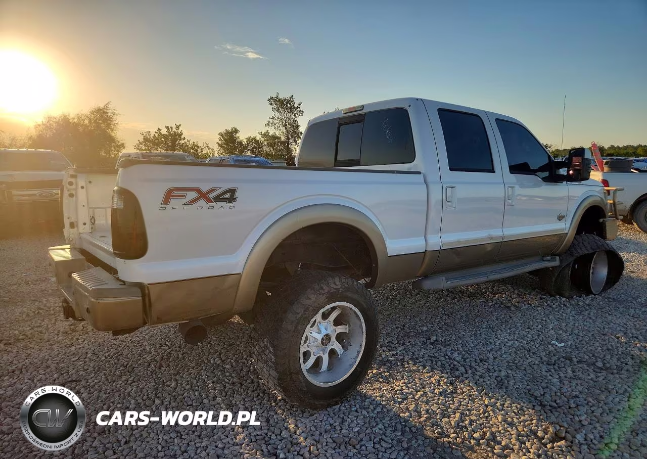 2013 Ford F250 Super Duty VIN:1FT7W2BT8DEB85830 - 3
