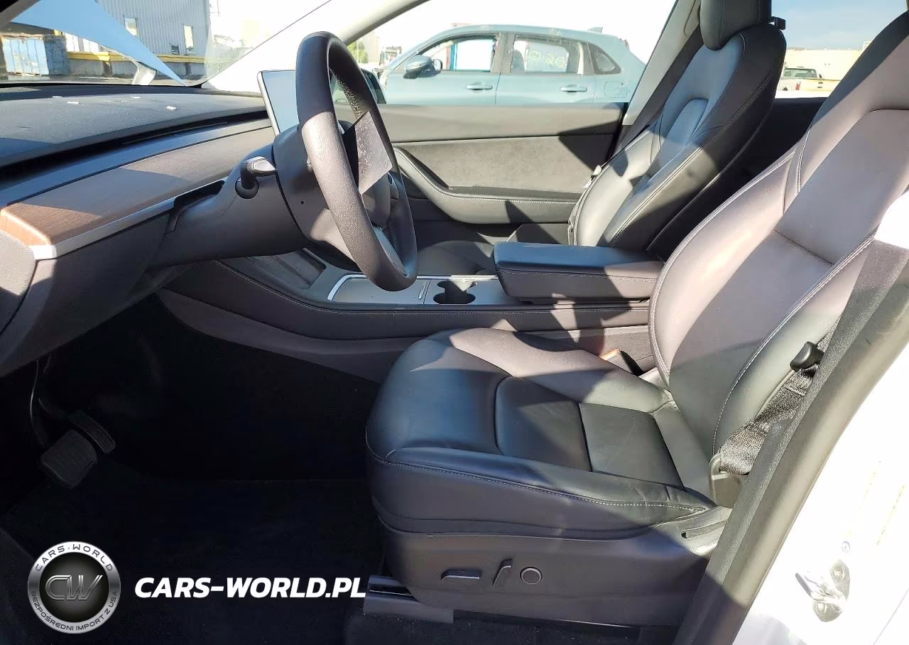 2022 Tesla Model Y VIN:7SAYGDEE7NF443655 - 7