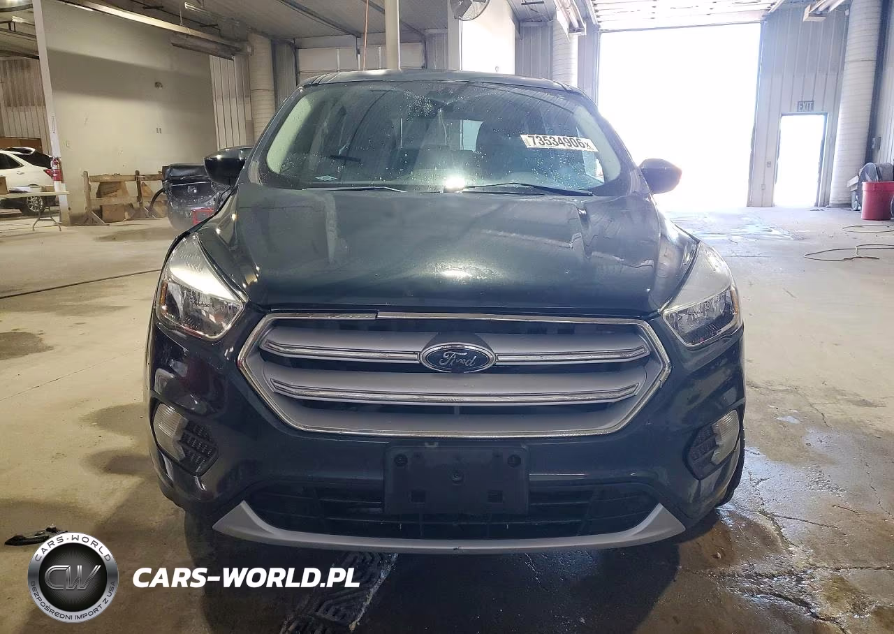 2019 Ford Escape Se VIN:1FMCU9GDXKUA38082 - 5