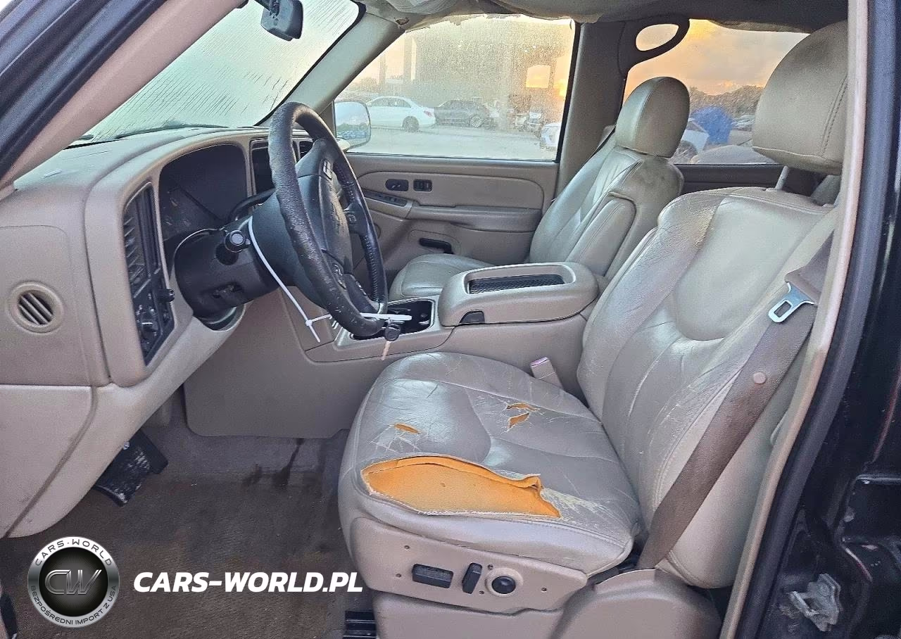 2005 Chevrolet Tahoe C1500 VIN:1GNEC13T65R119691 - 7