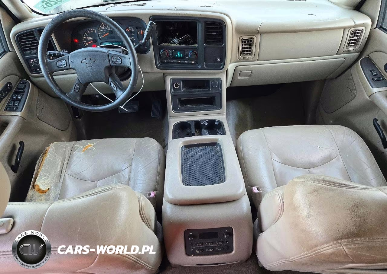2005 Chevrolet Tahoe C1500 VIN:1GNEC13T65R119691 - 8