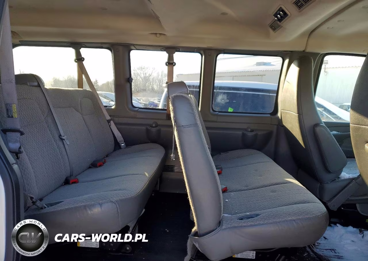 2012 GMC Savana G2500 Ls VIN:1GJW7PFA2C1174657 - 11
