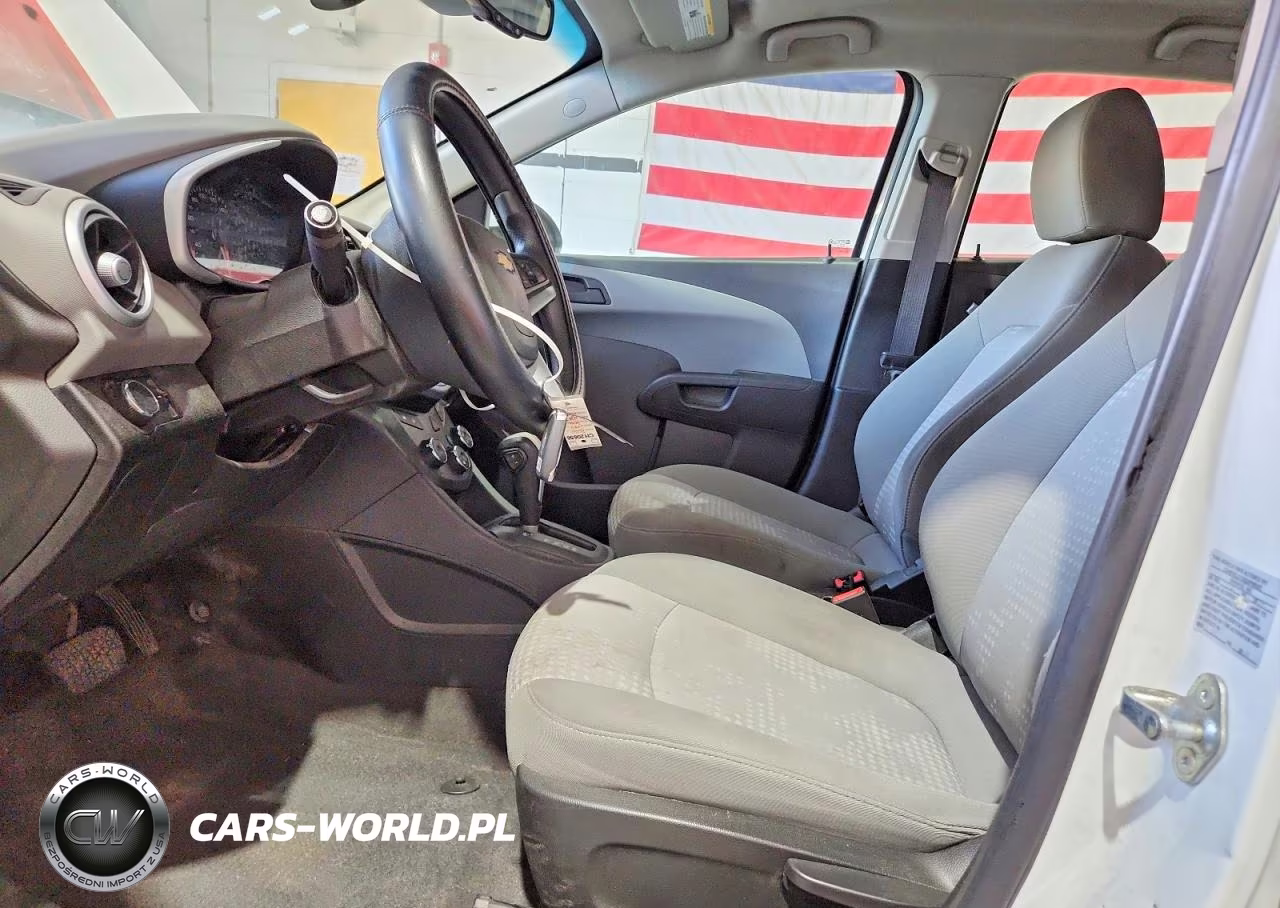 2020 Chevrolet Sonic VIN:1G1JG6SB1L4113205 - 7