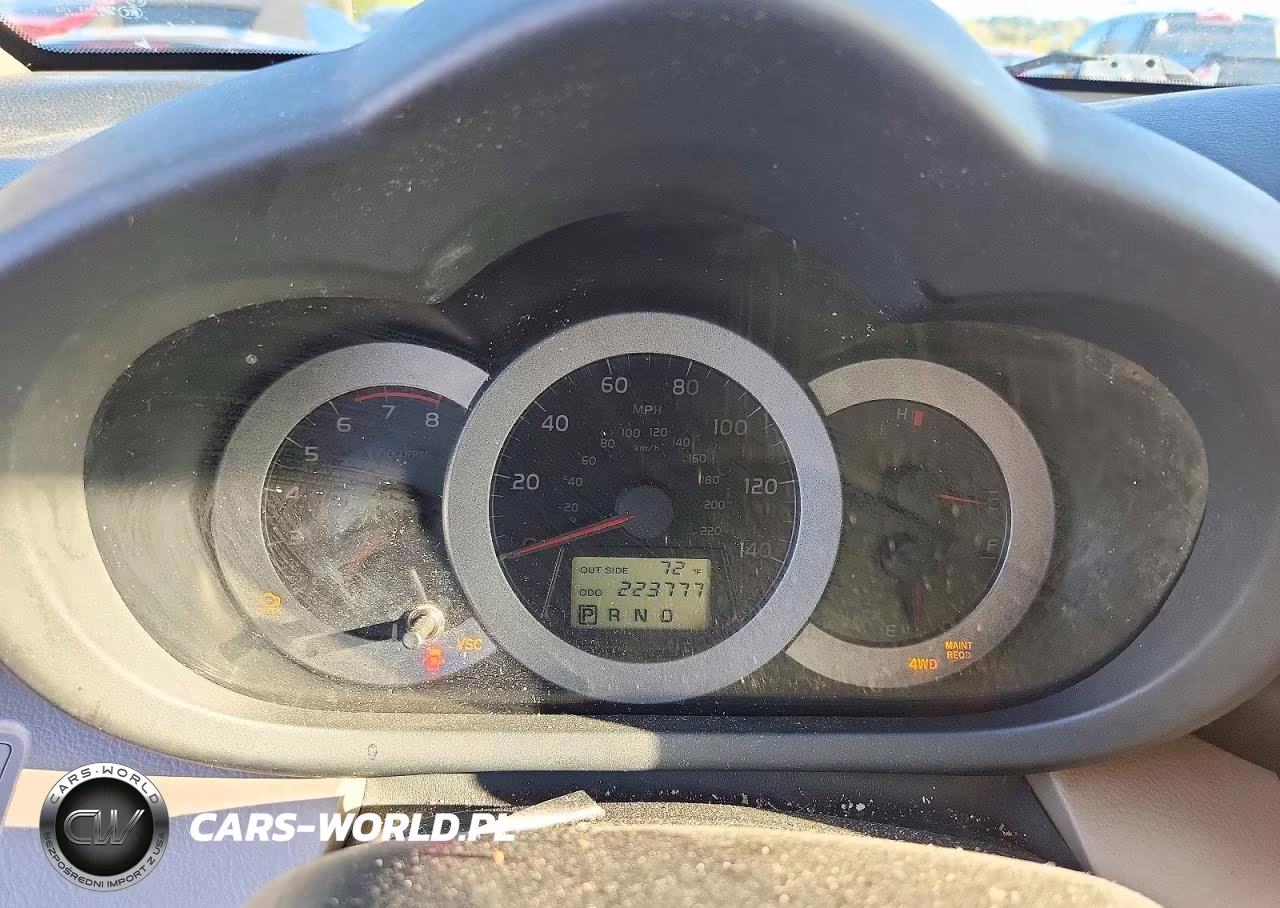 2007 Toyota Rav4 Limited VIN:JTMBD31V375123801 - 9