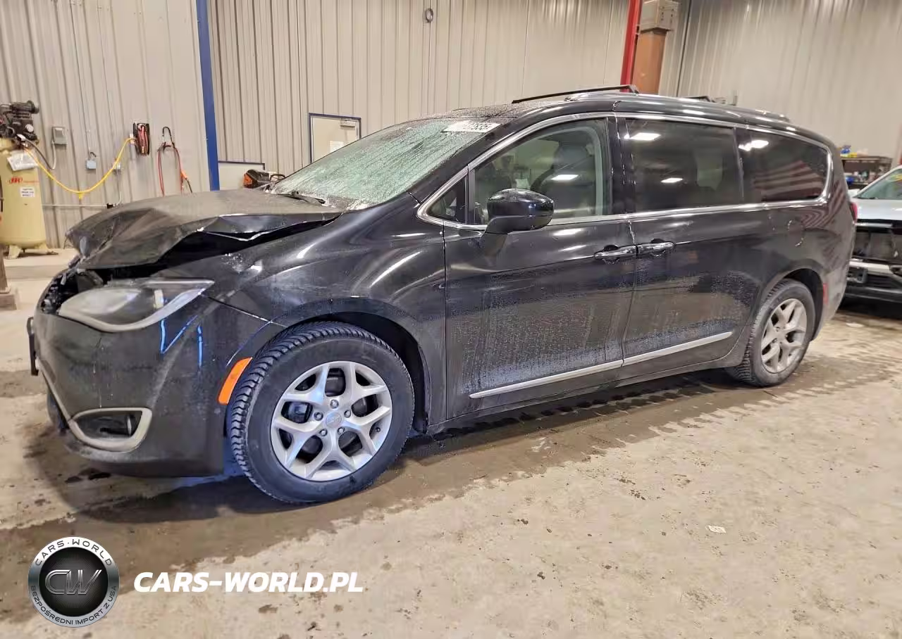 2018 Chrysler Pacifica Touring L