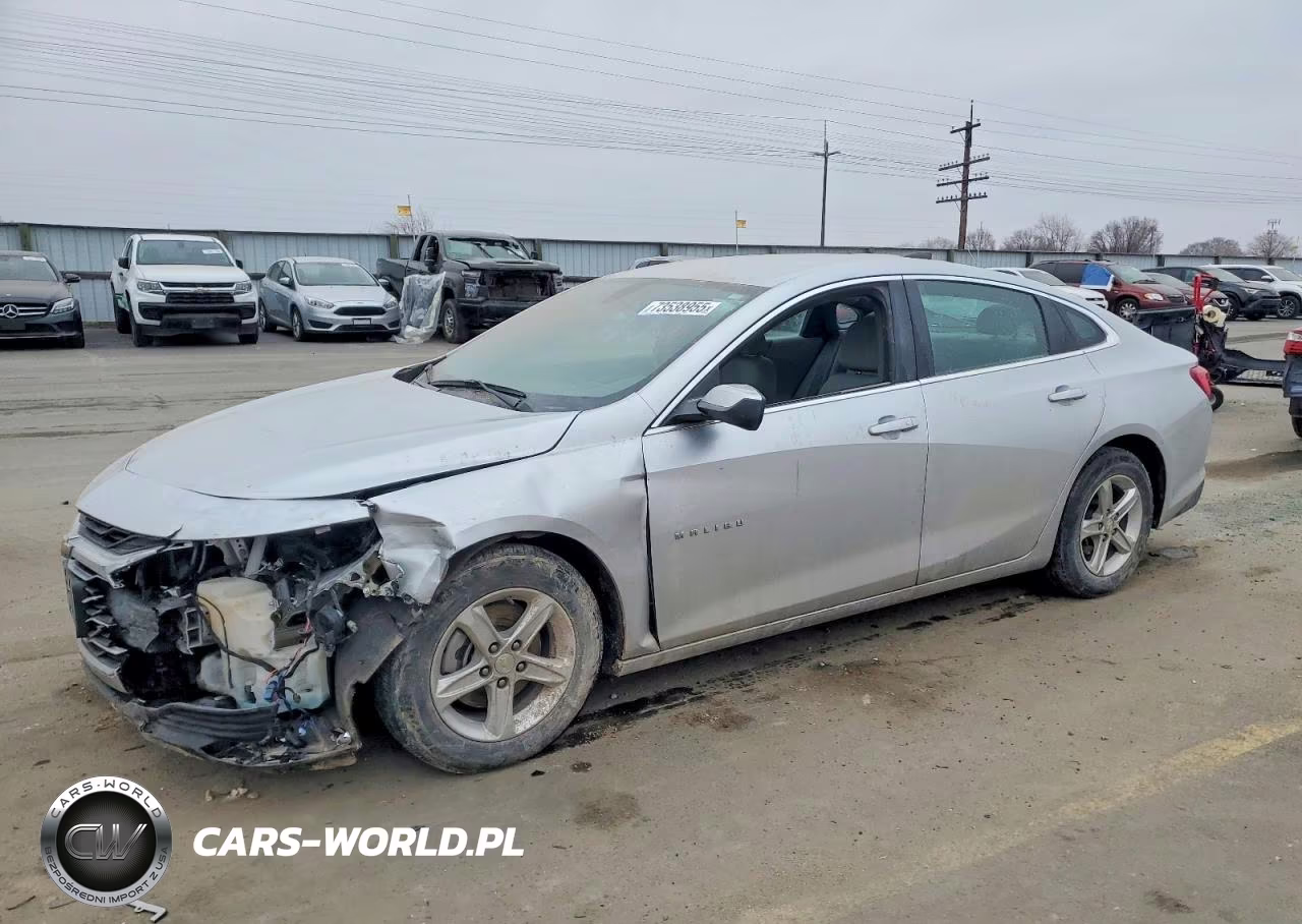 2020 Chev Malibu Ls
