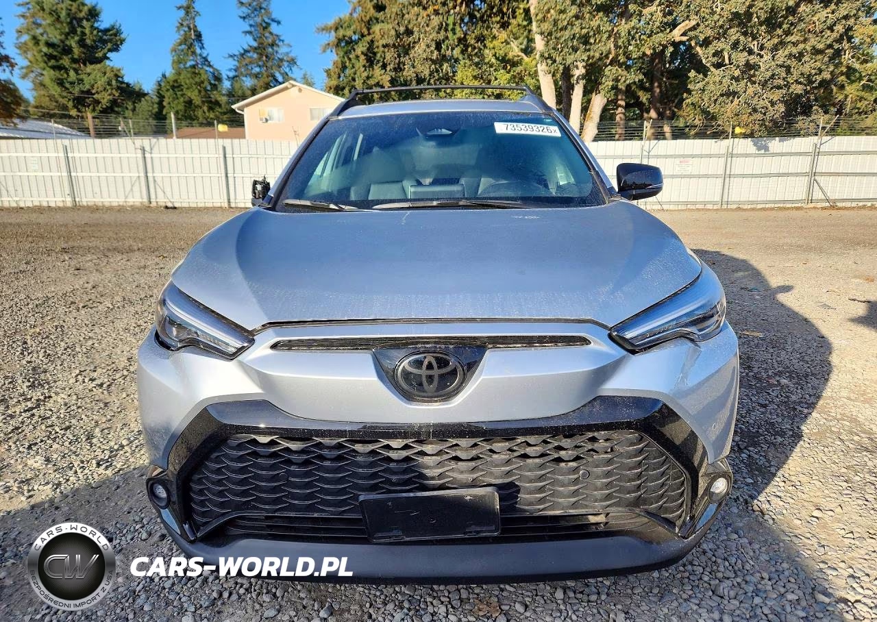2025 Toyota Corolla Cross Hybrid Xse VIN:7MUFBABG0SV081589 - 5