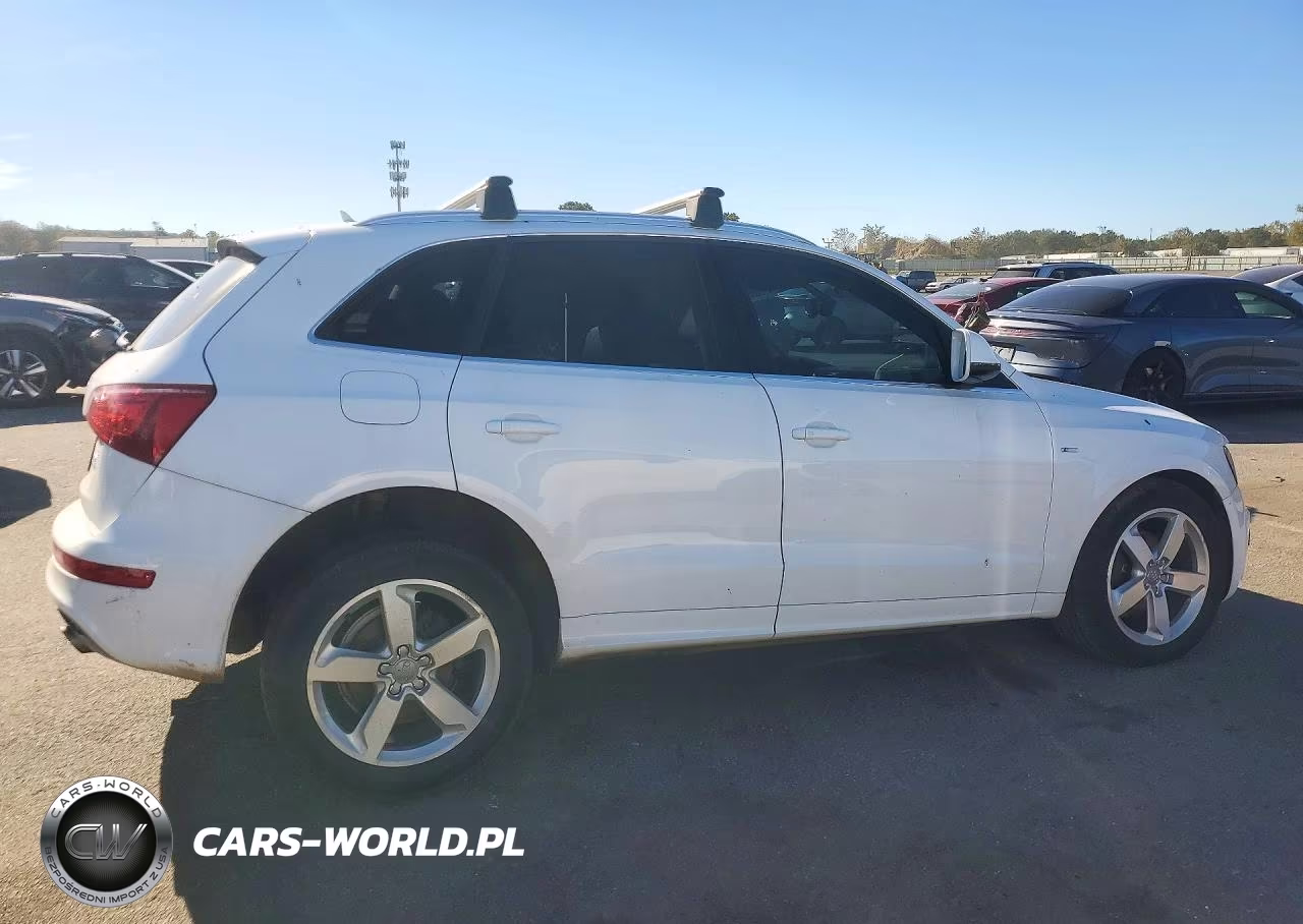 2011 Audi Q5 Premium Plus VIN:WA1DKAFP0BA028569 - 3