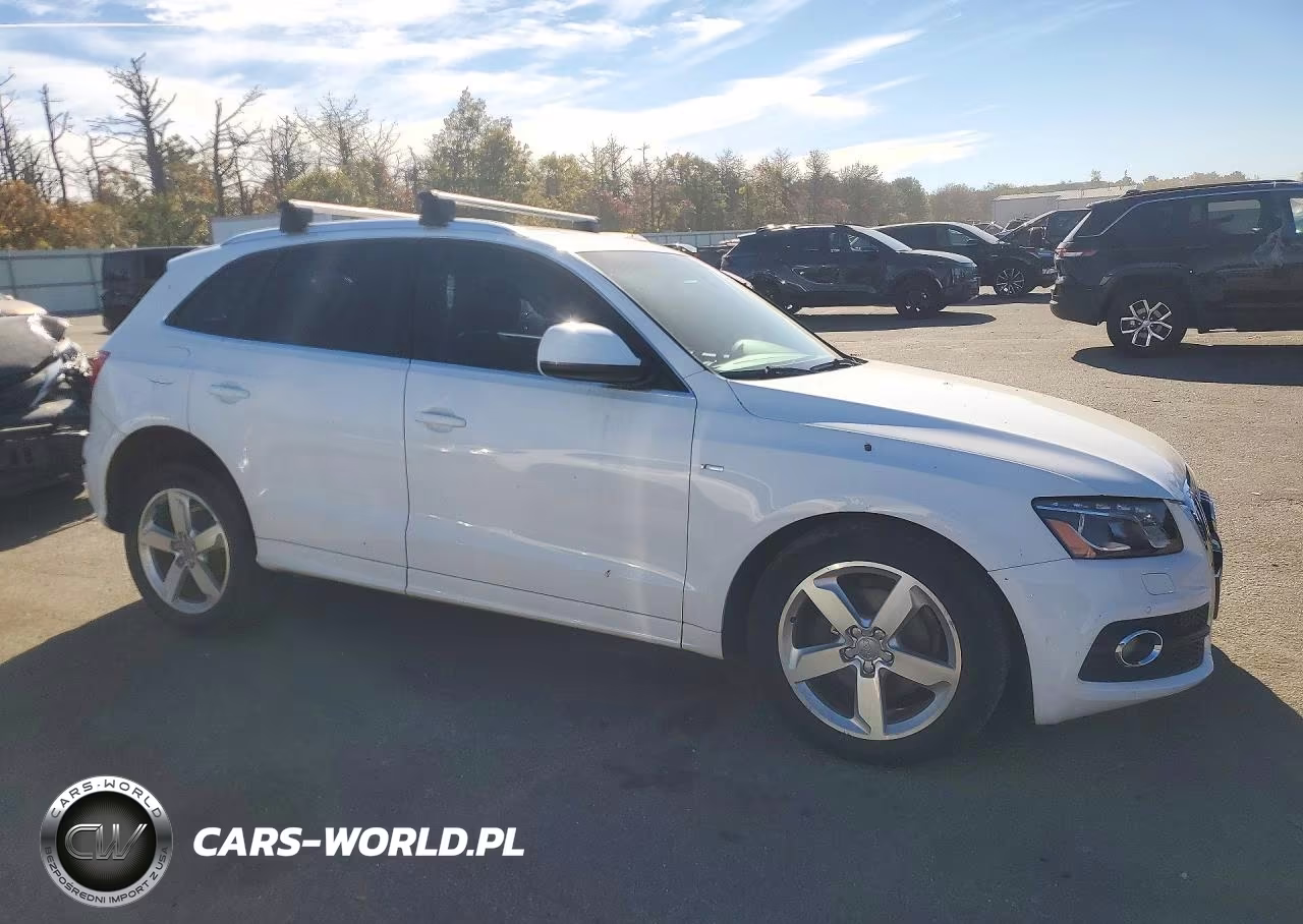 2011 Audi Q5 Premium Plus VIN:WA1DKAFP0BA028569 - 4