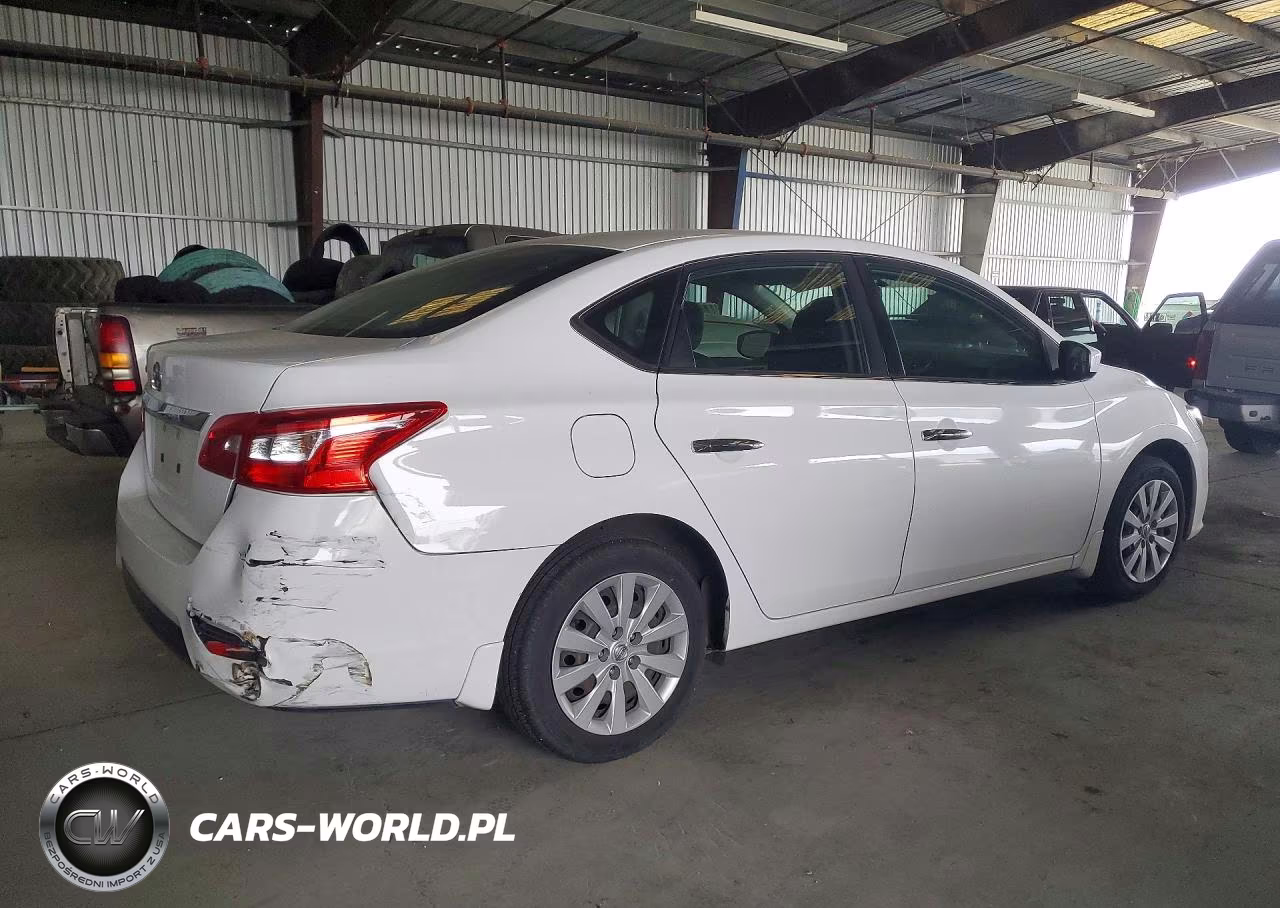 2018 Nissan Sentra S VIN:3N1AB7APXJY219674 - 3
