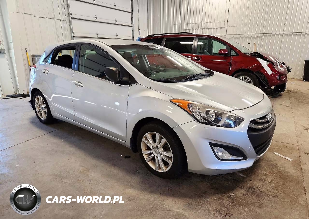 2013 Hyundai Elantra Gt Base VIN:KMHD35LE5DU103132 - 4