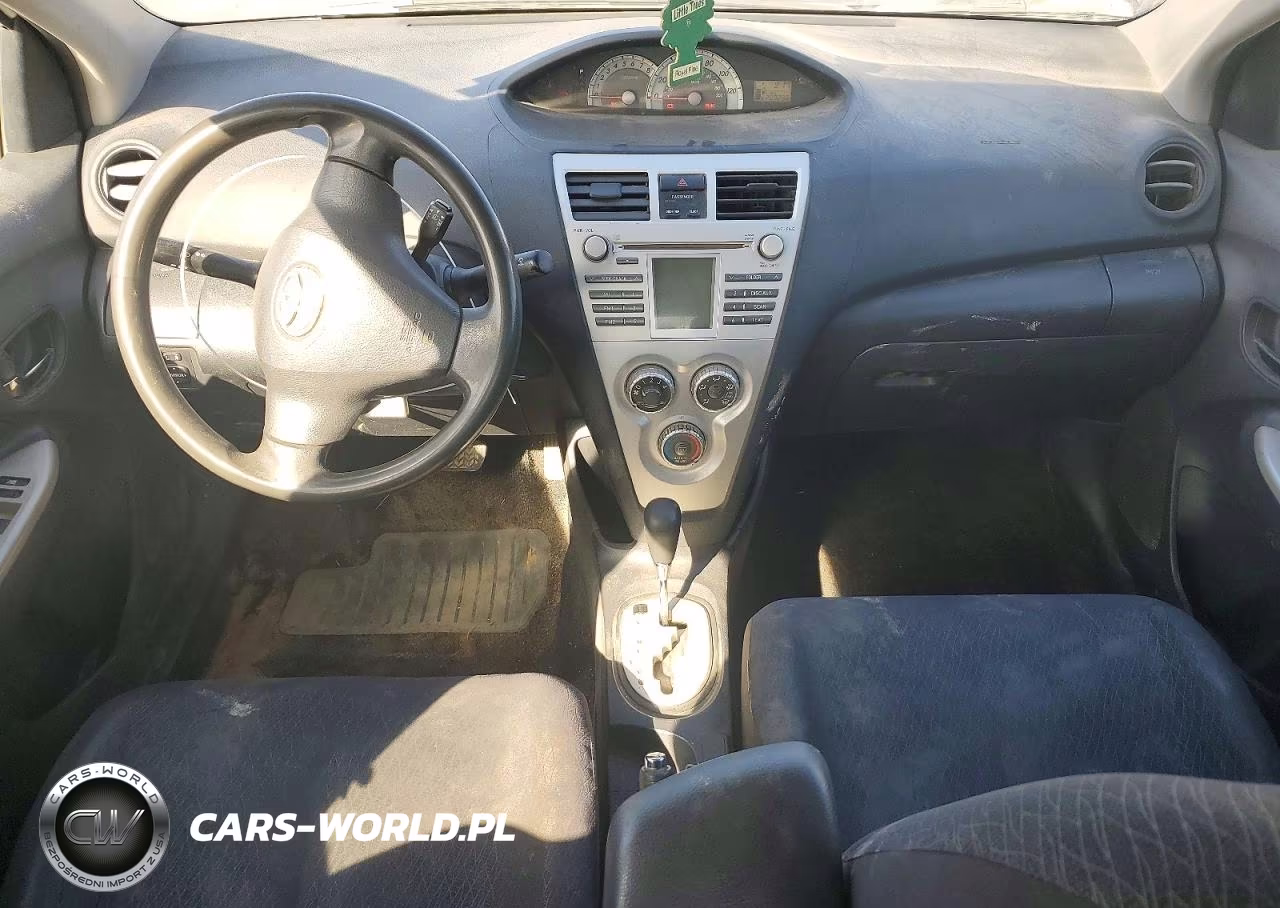 2008 Toyota Yaris Base VIN:JTDBT903084022521 - 8