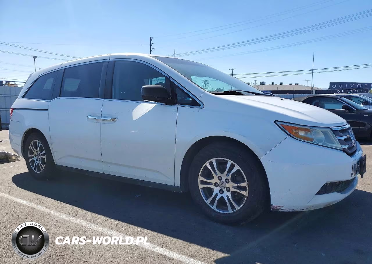 2013 Honda Odyssey Exl VIN:5FNRL5H69DB009176 - 4