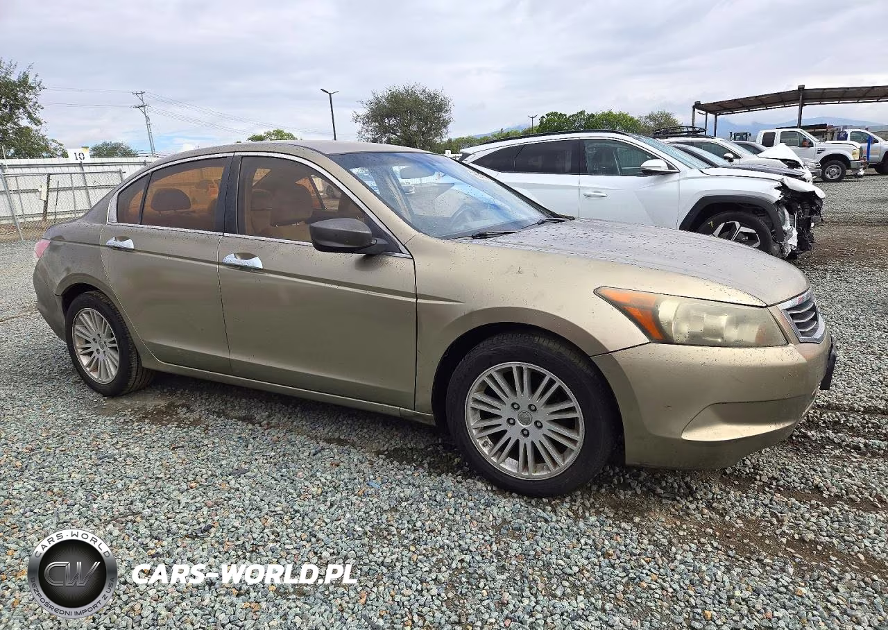 2008 Honda Accord Lx VIN:JHMCP26308C037953 - 4