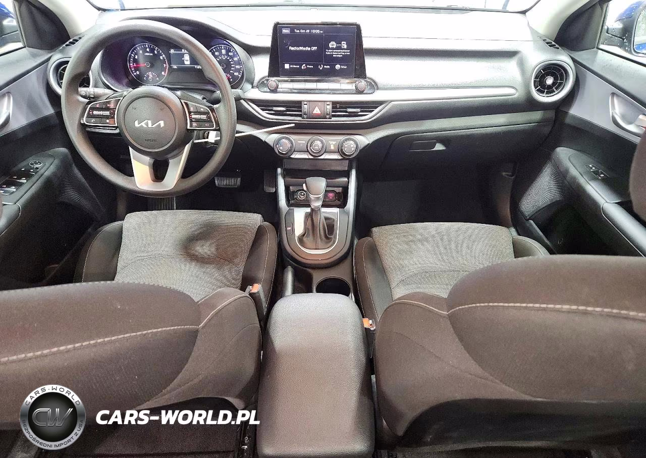 2024 Kia Forte Lxs VIN:3KPF24AD3RE785034 - 8
