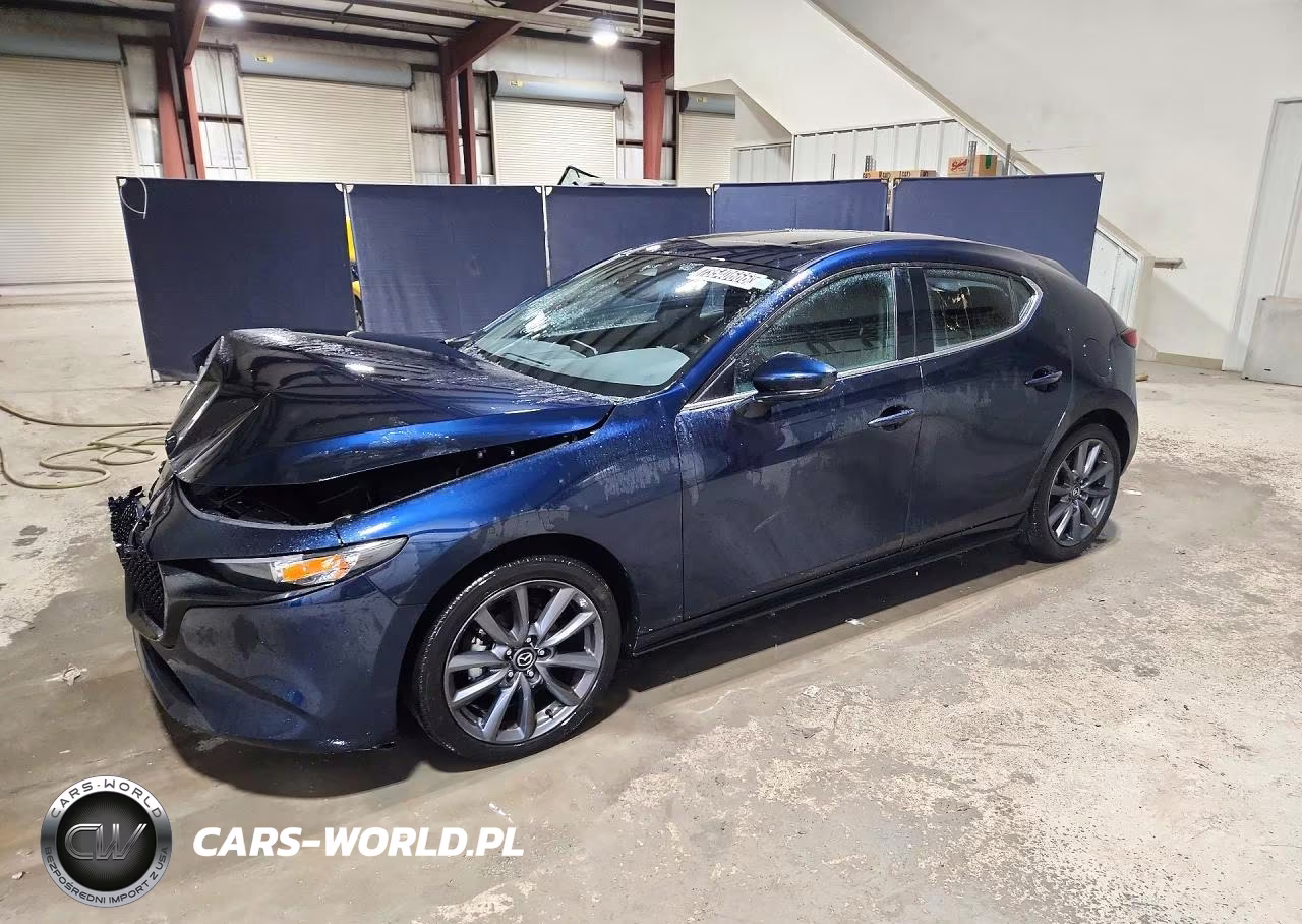 2026 Mazda 3 Preferred VIN:JM1BPALL4T1853810 - 1