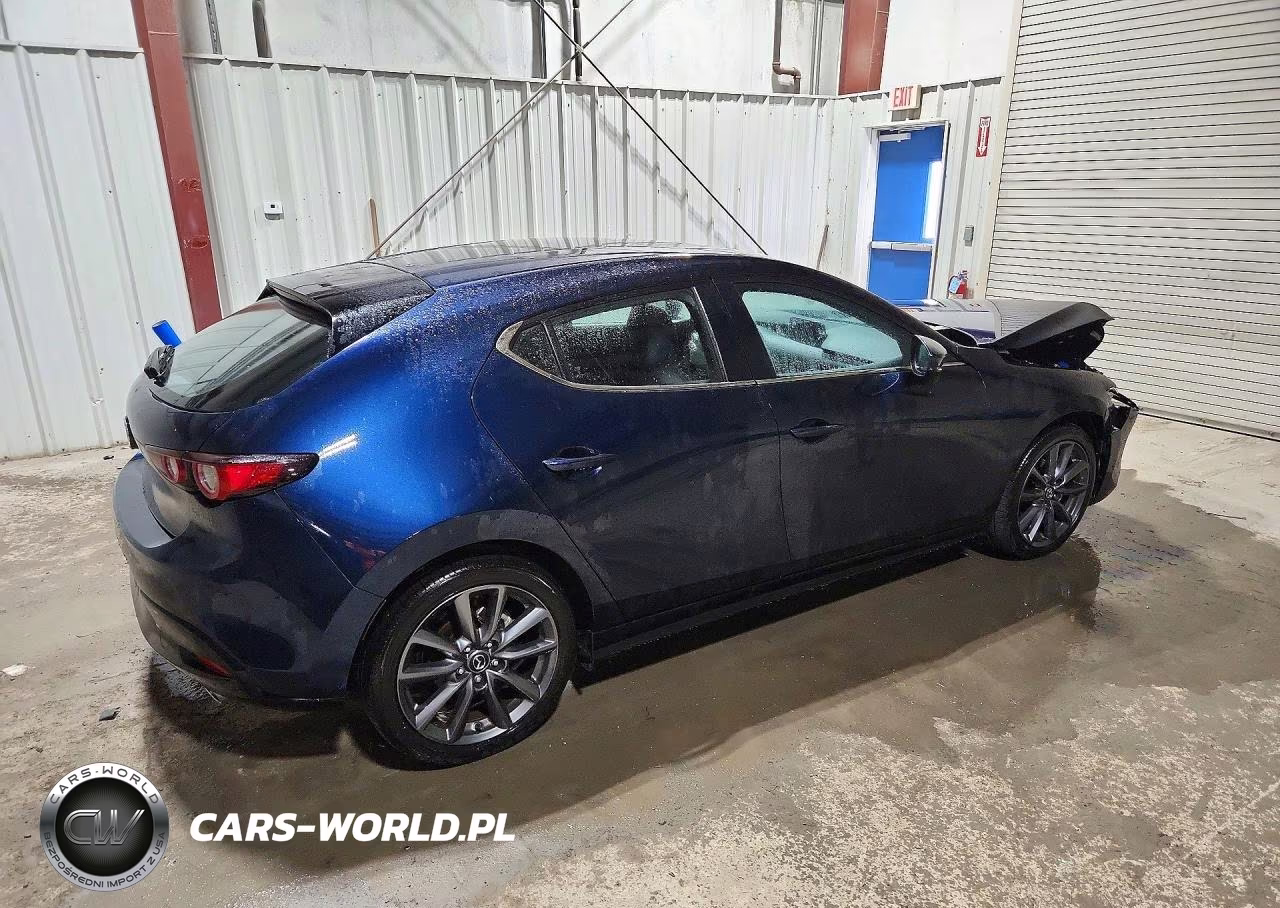2026 Mazda 3 Preferred VIN:JM1BPALL4T1853810 - 3