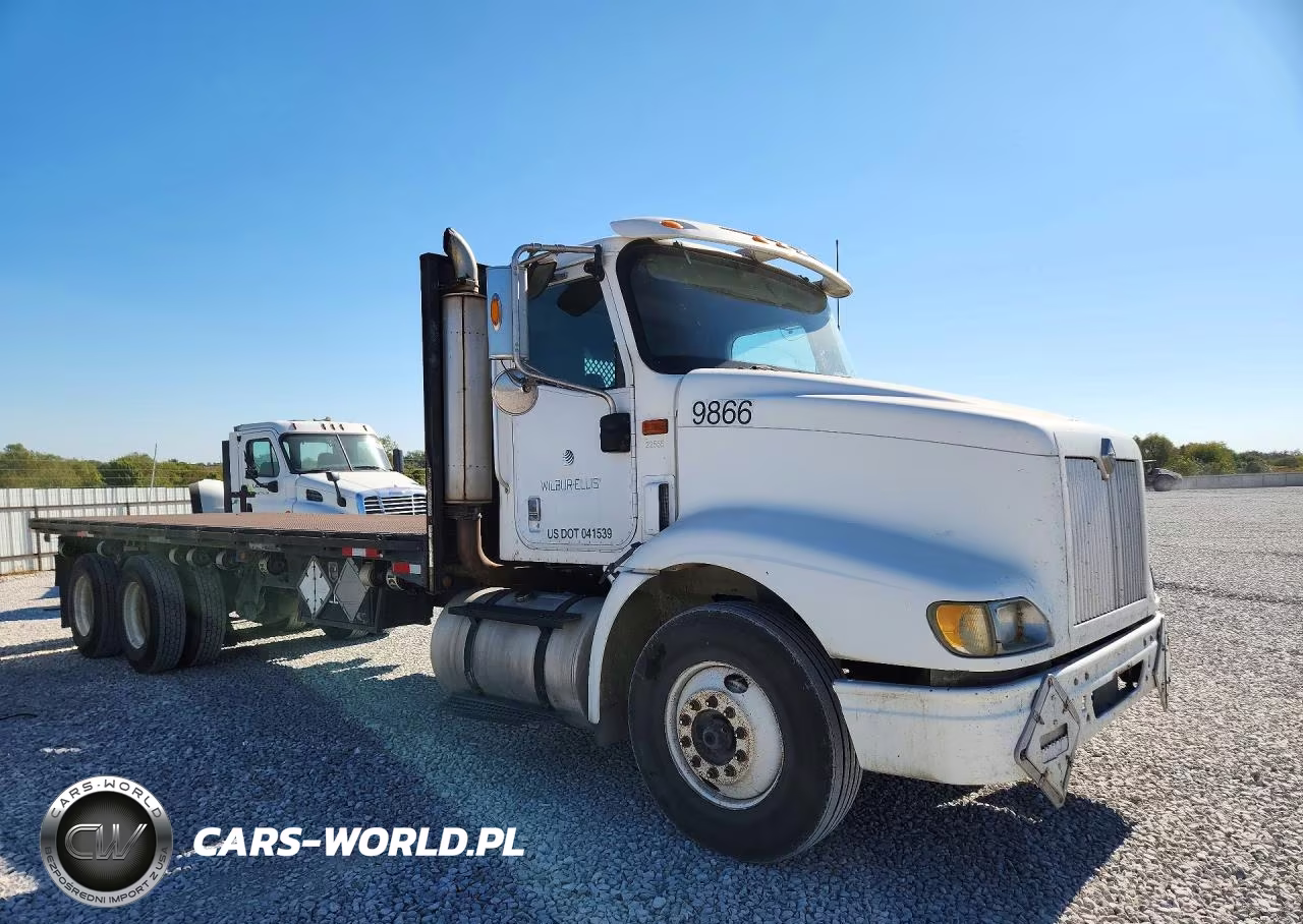 2003 International 9100I Flatbed Truck VIN:2HSCBAXR63C059866 - 4