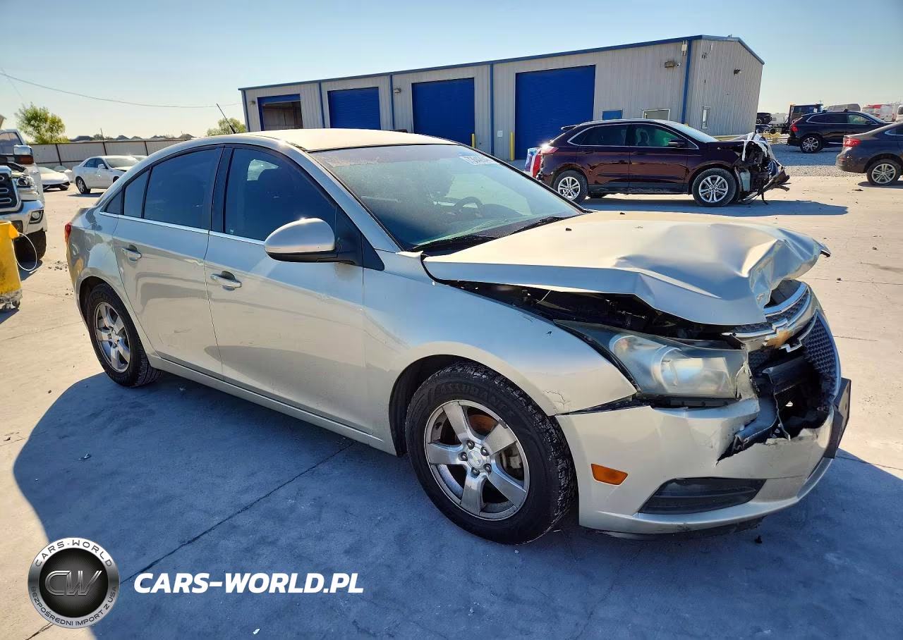 2013 Chevrolet Cruze Lt VIN:1G1PC5SB1D7245476 - 4