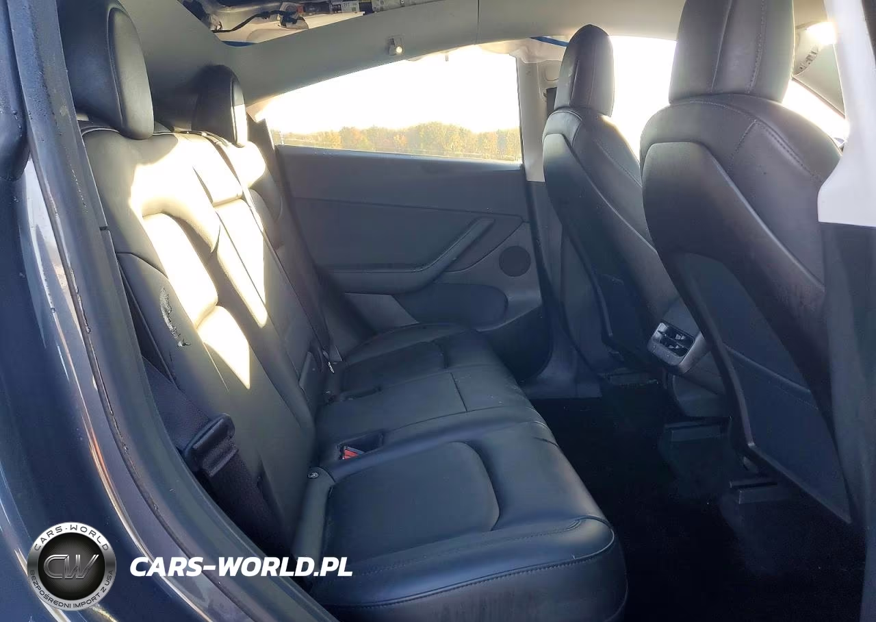 2021 Tesla Model Y VIN:5YJYGDEE6MF208000 - 10