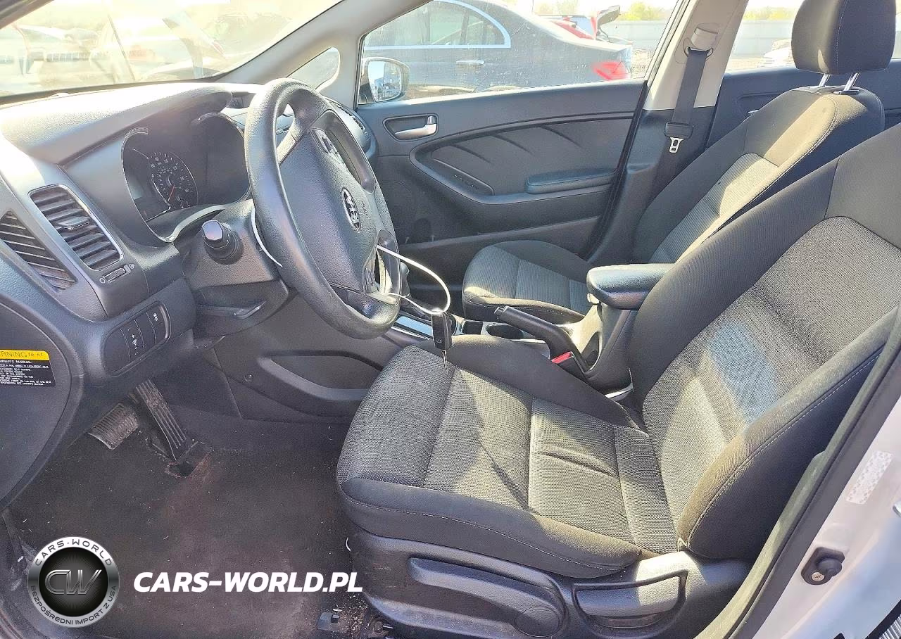 2017 Kia Forte Lx VIN:3KPFK4A77HE027061 - 7