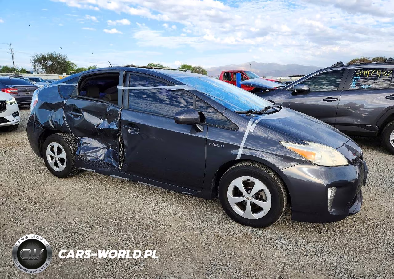 2014 Toyota Prius Hybrid 5D 2Wd VIN:JTDKN3DU2E1786104 - 4