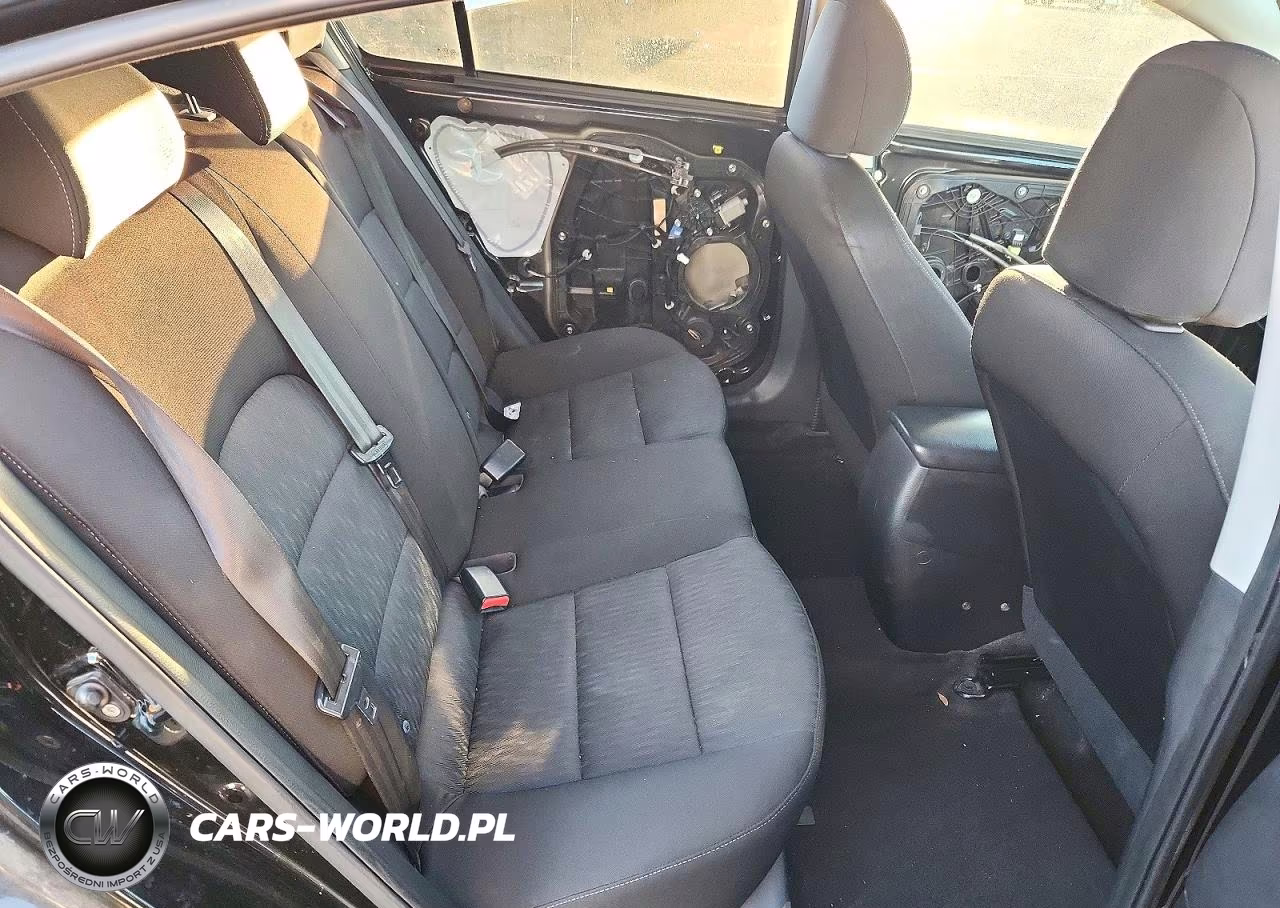 2016 Kia Forte Lx VIN:KNAFK4A60G5617570 - 10